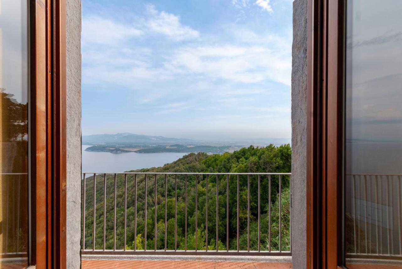 Castello Di Populonia Villa A Mare Kültér fotó