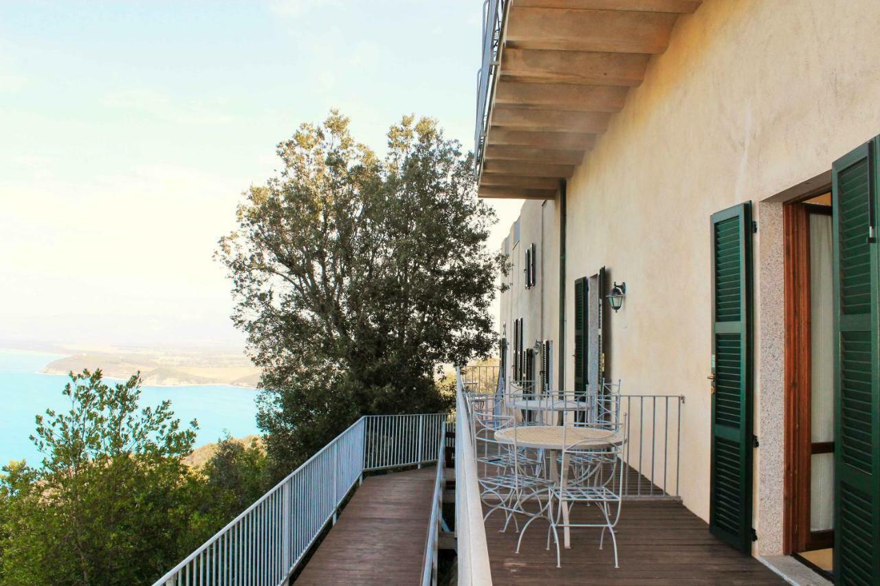 Castello Di Populonia Villa A Mare Kültér fotó