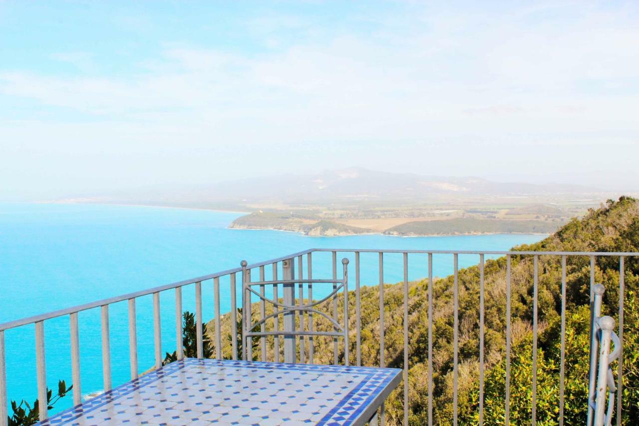 Castello Di Populonia Villa A Mare Kültér fotó